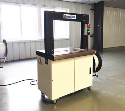 高速自動(dòng)打包機(jī)400.jpg 高速自動(dòng)打包機(jī)400.jpg